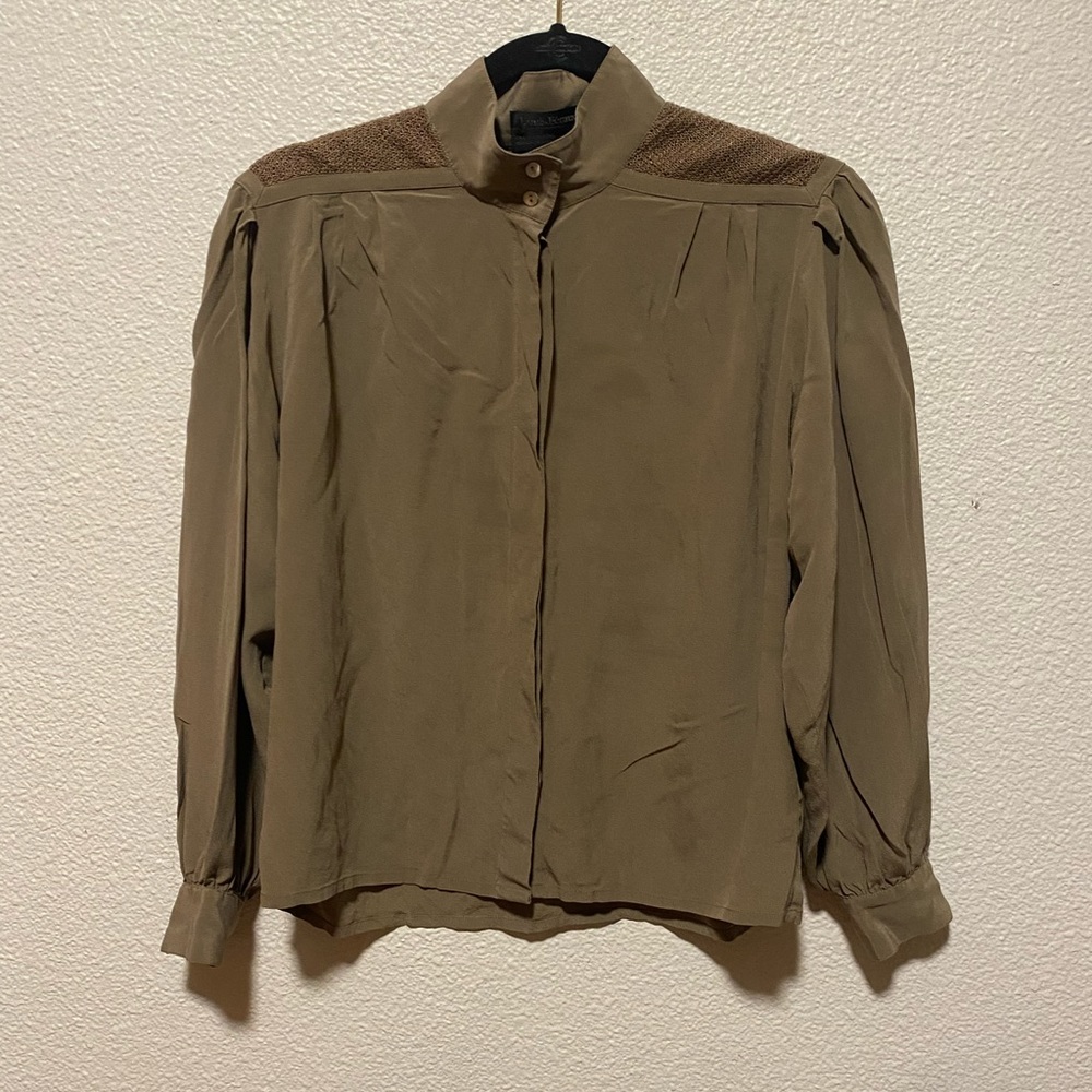 Louis feraud silk blouse size 36